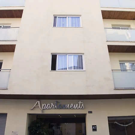 Apartamentos Comfort Calella-3